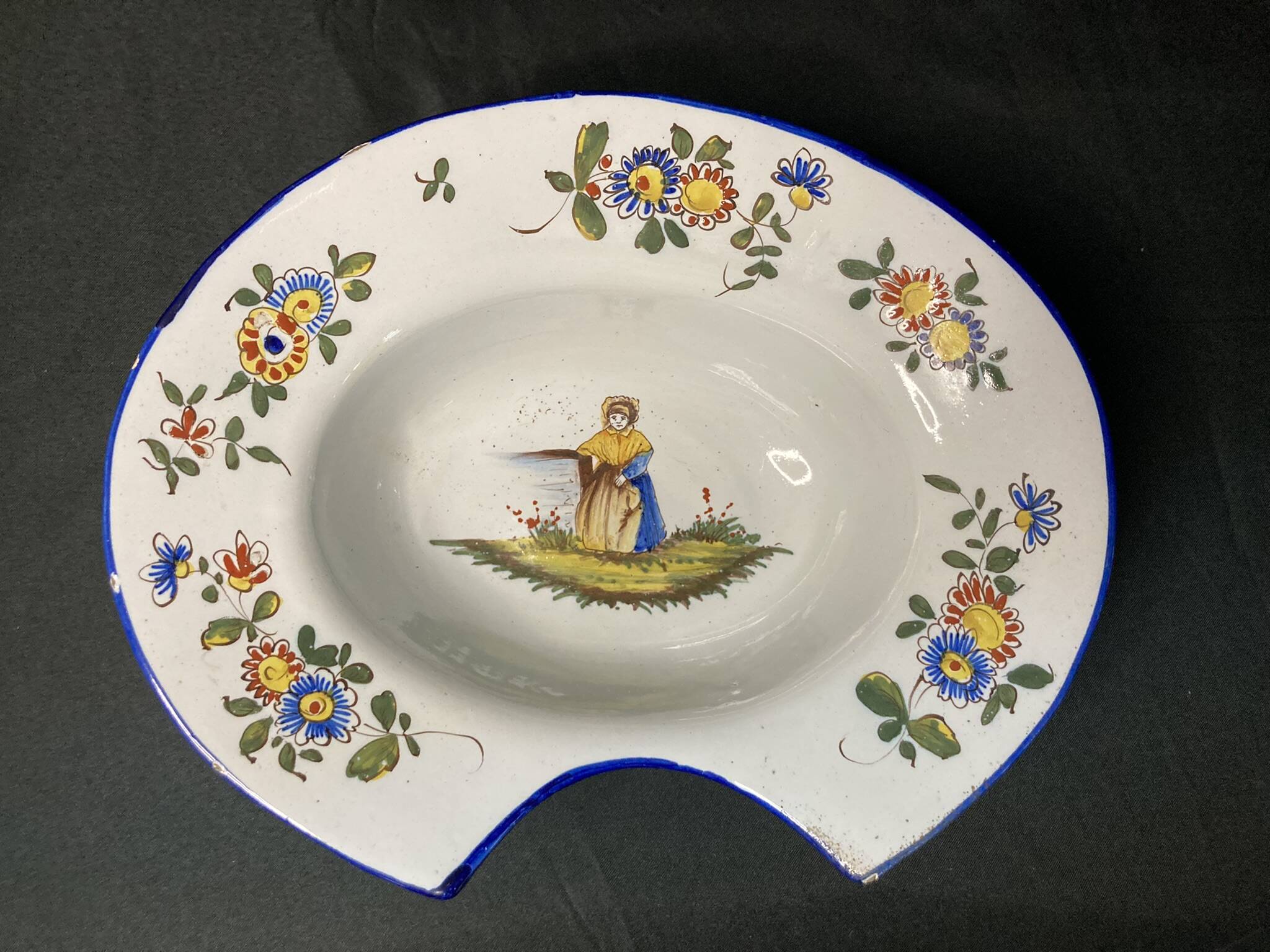 Antique Lunéville KG shaving dish from the late 19th century