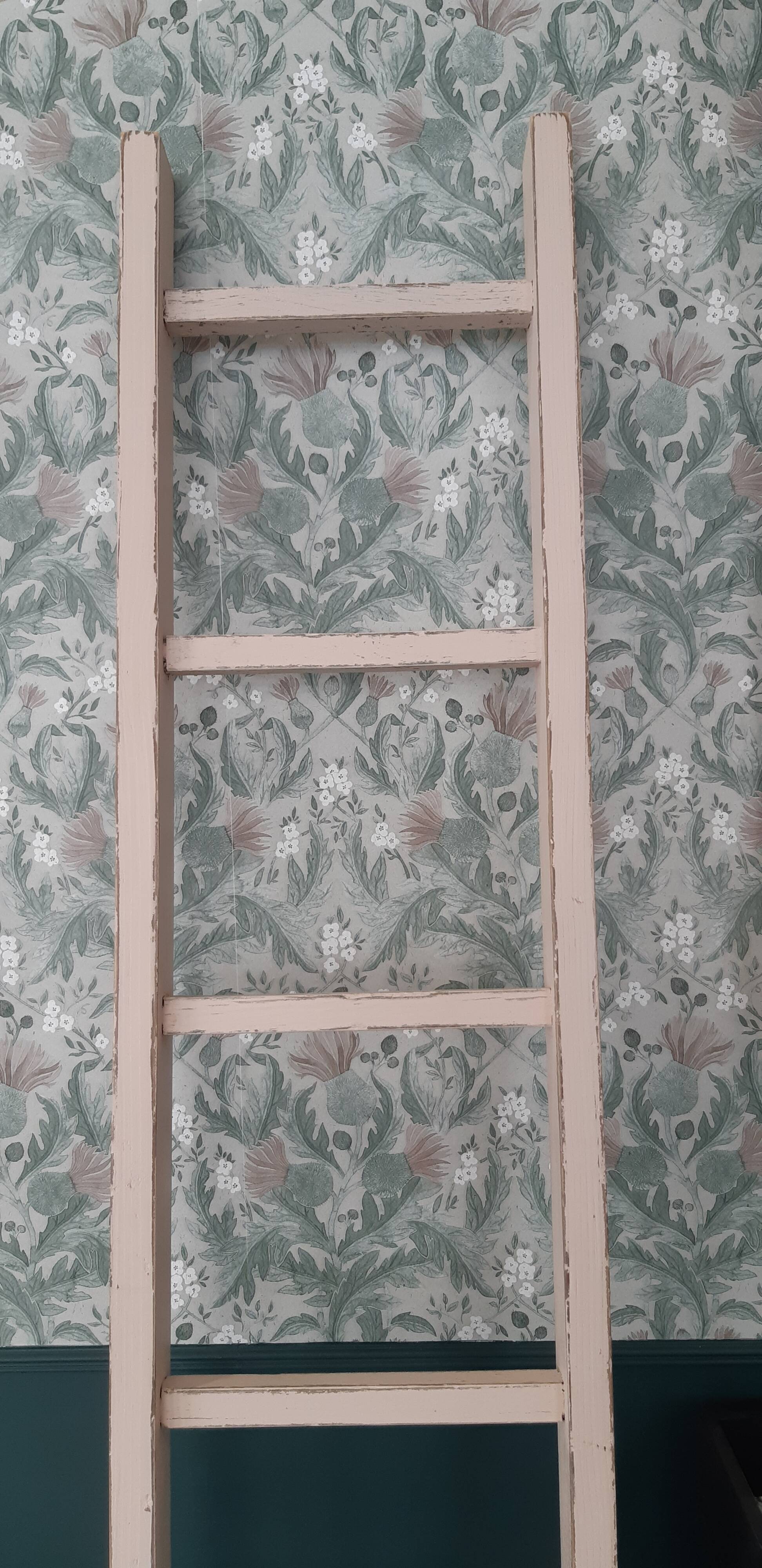 Wooden scale revisited in pink