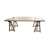 Dining room table