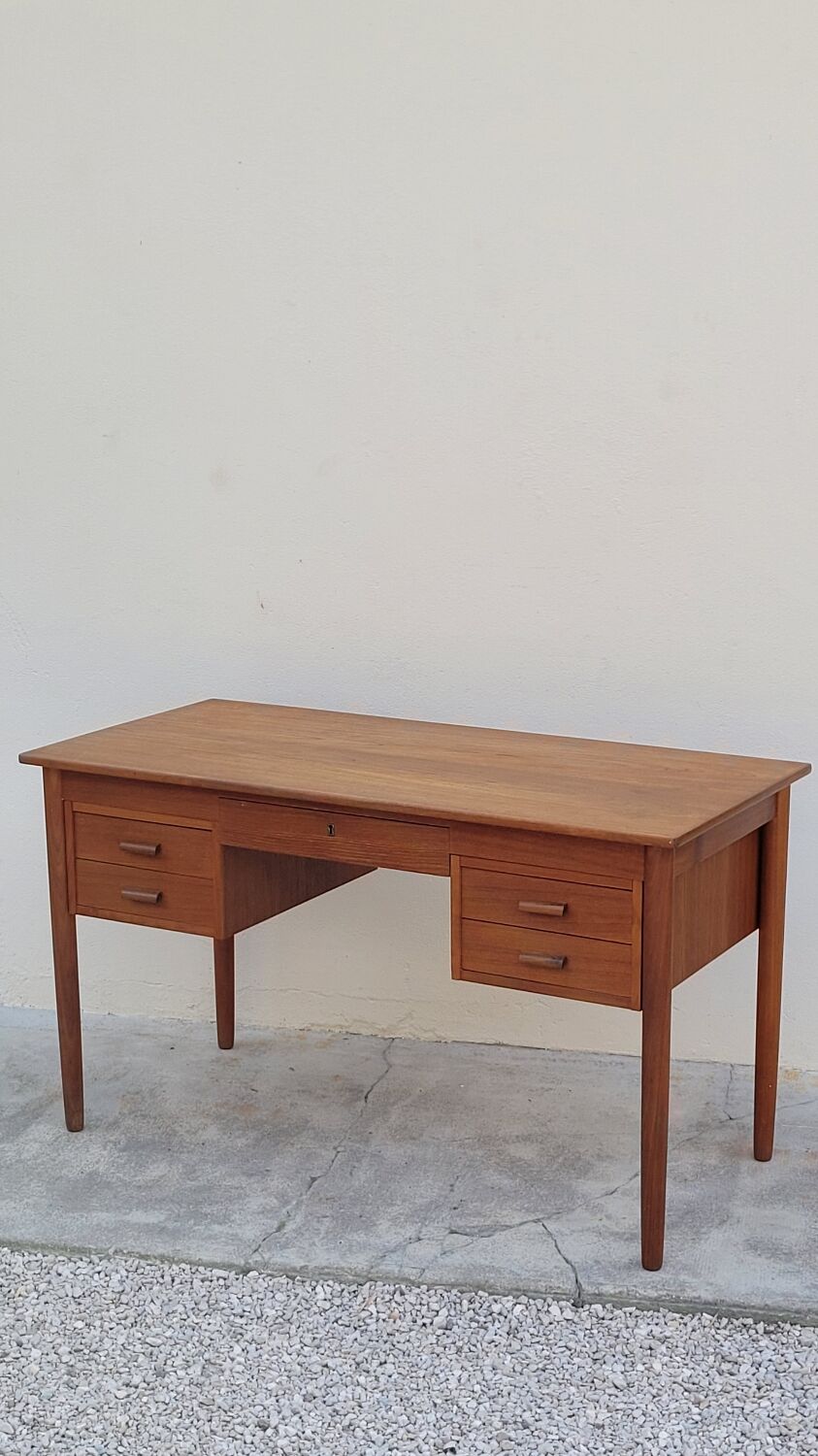Danish Scandinavian desk in vintage teak 5 drawers, 1950s