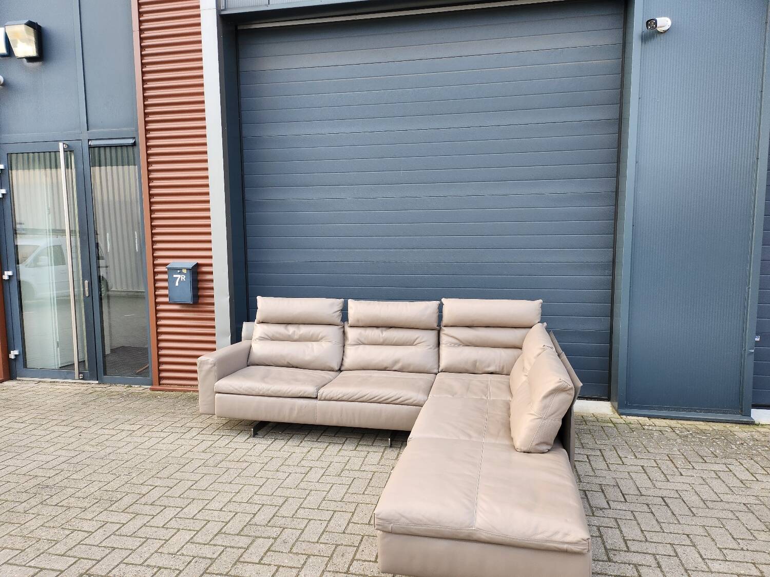 Poltrona Frau - GranTorino corner sofa in leather