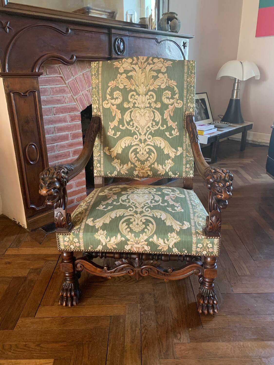 Paire de fauteuils 1900