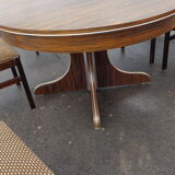Table ovale et ses 6 chaises