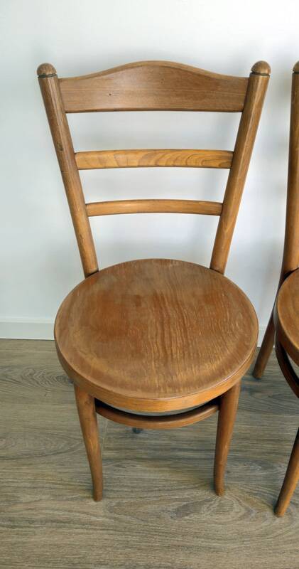 Set of 4 Baumann bistro chairs – model “Le Marais” – light wood