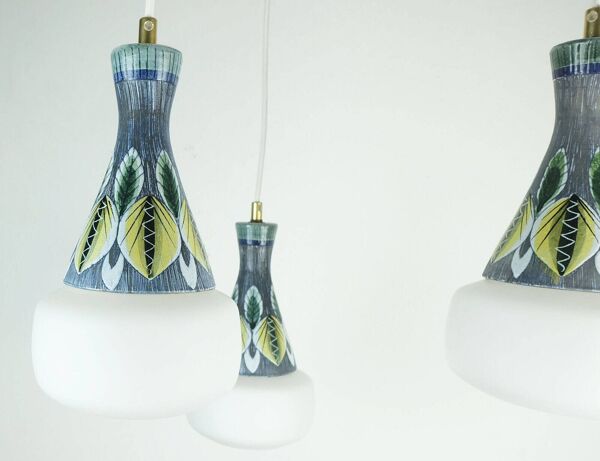 lampe suspendue à 3 lumières en teck, verre opalin et céramique, exceptionnellement belle dans le style danois moderne