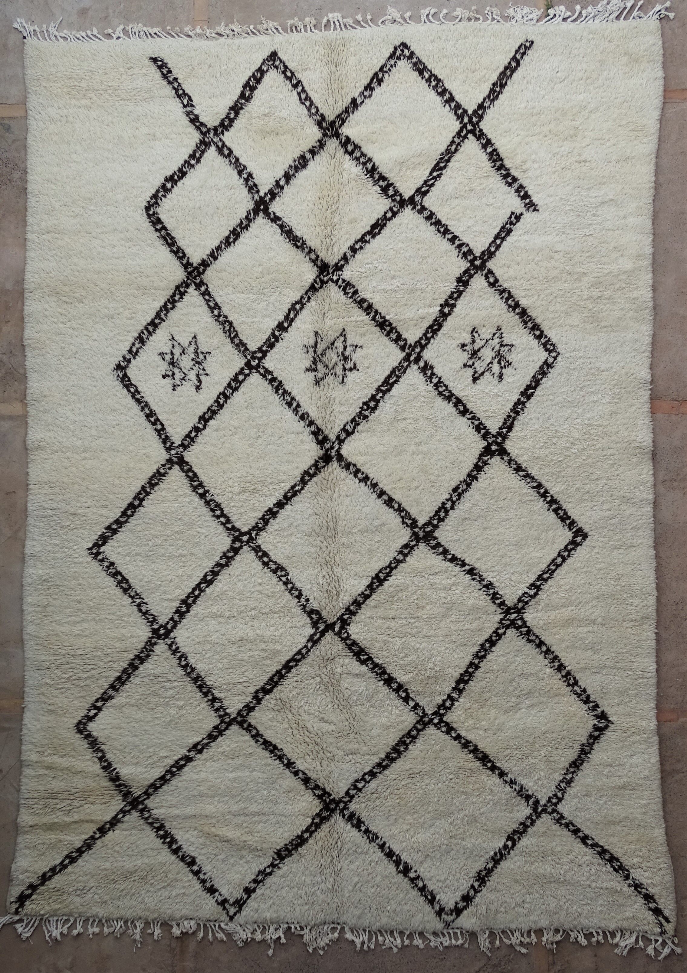 Moroccan berber carpet beni ouarain 300x215 cm