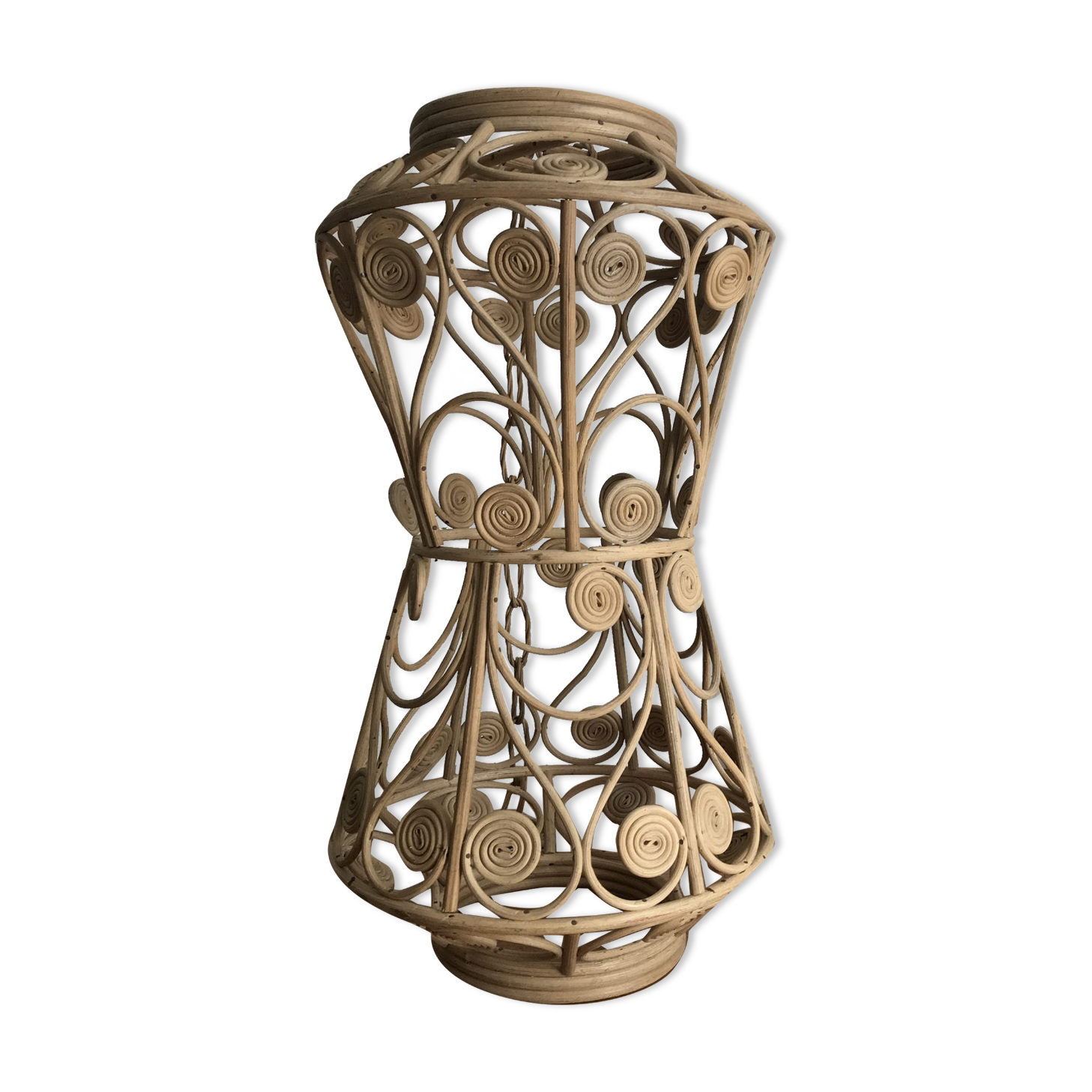 VINTAGE PEACOCK RATTAN SUSPENSION