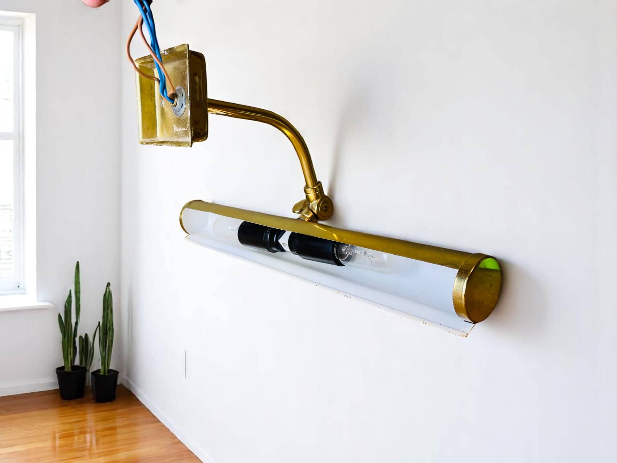 Lot of 3 djustable brass wall picture light up