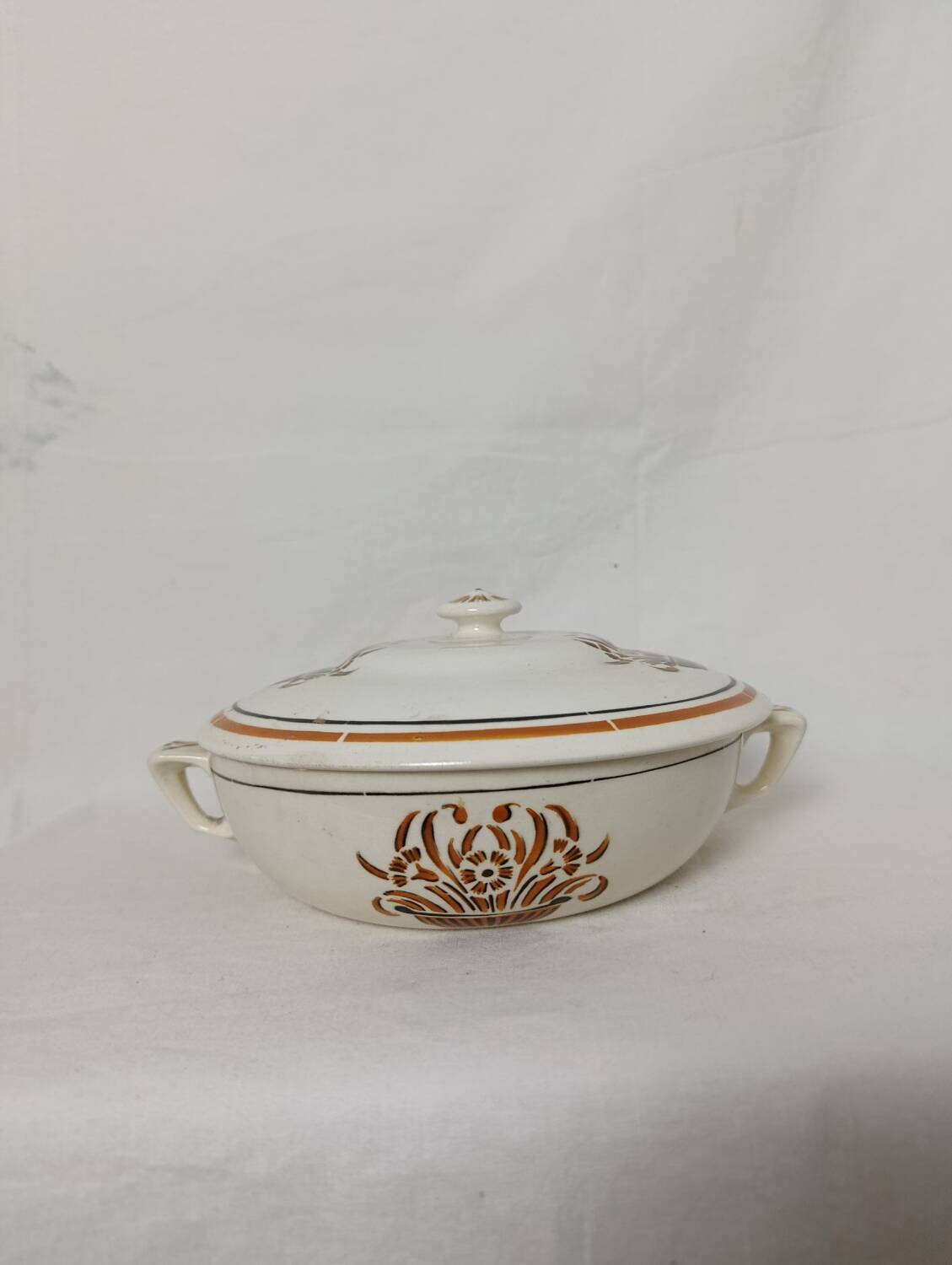 Vegetable dish/ Soup tureen Badonviller model DJERBA