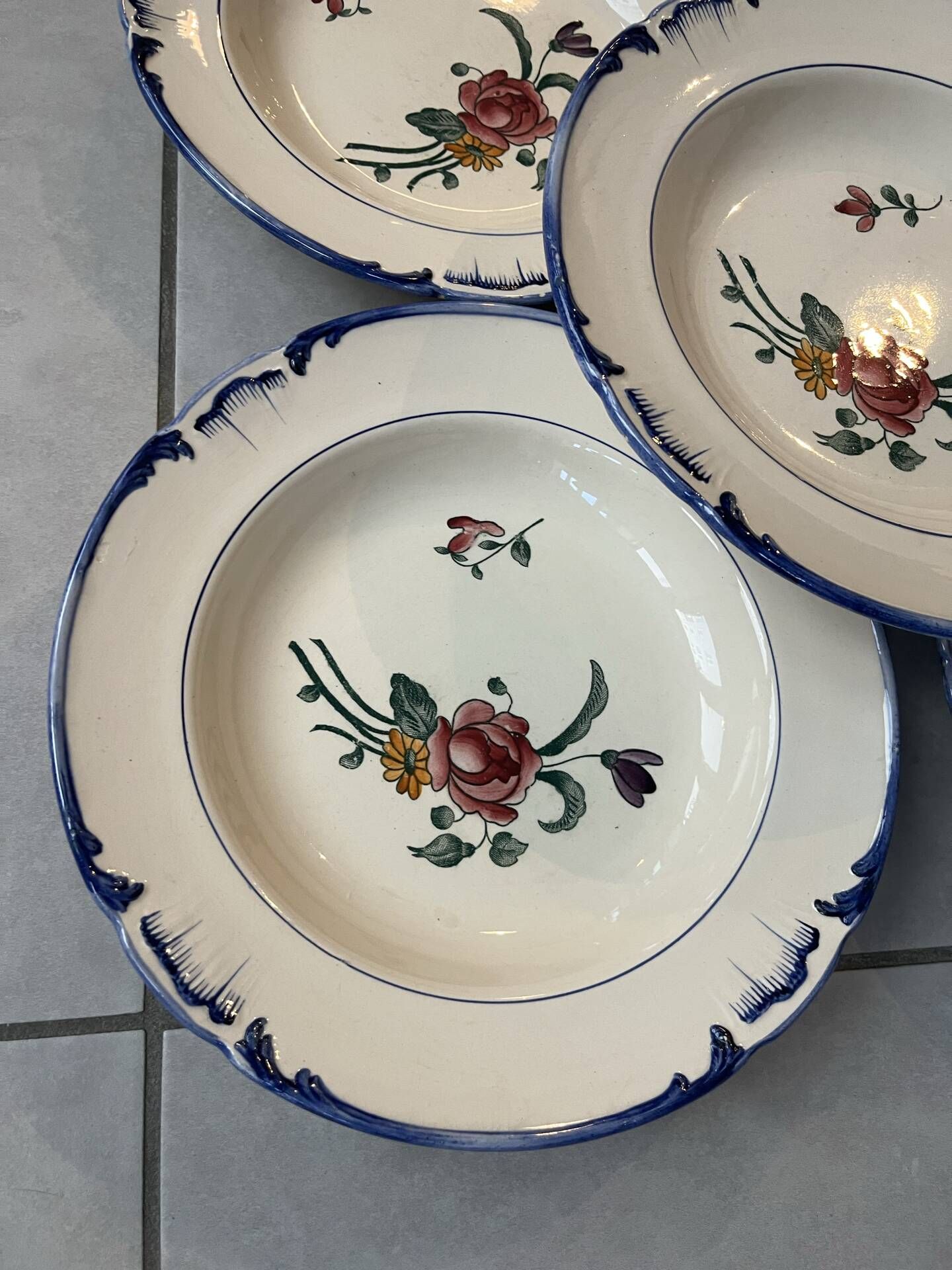 Set of 6 polychrome deep plates "Velars" Longchamp