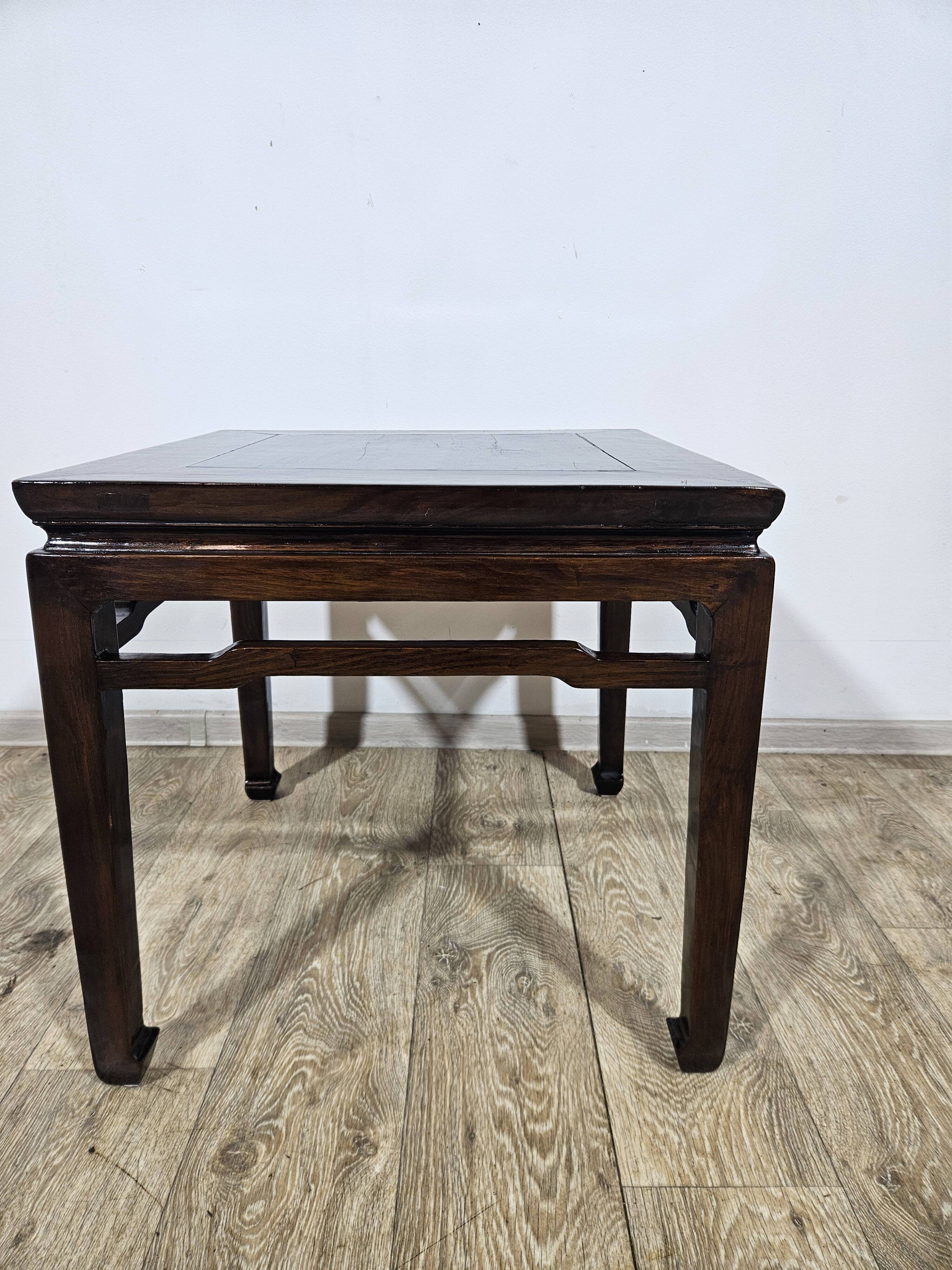 Chinese coffee table from the 19th century Qing Dynasty in Ming style