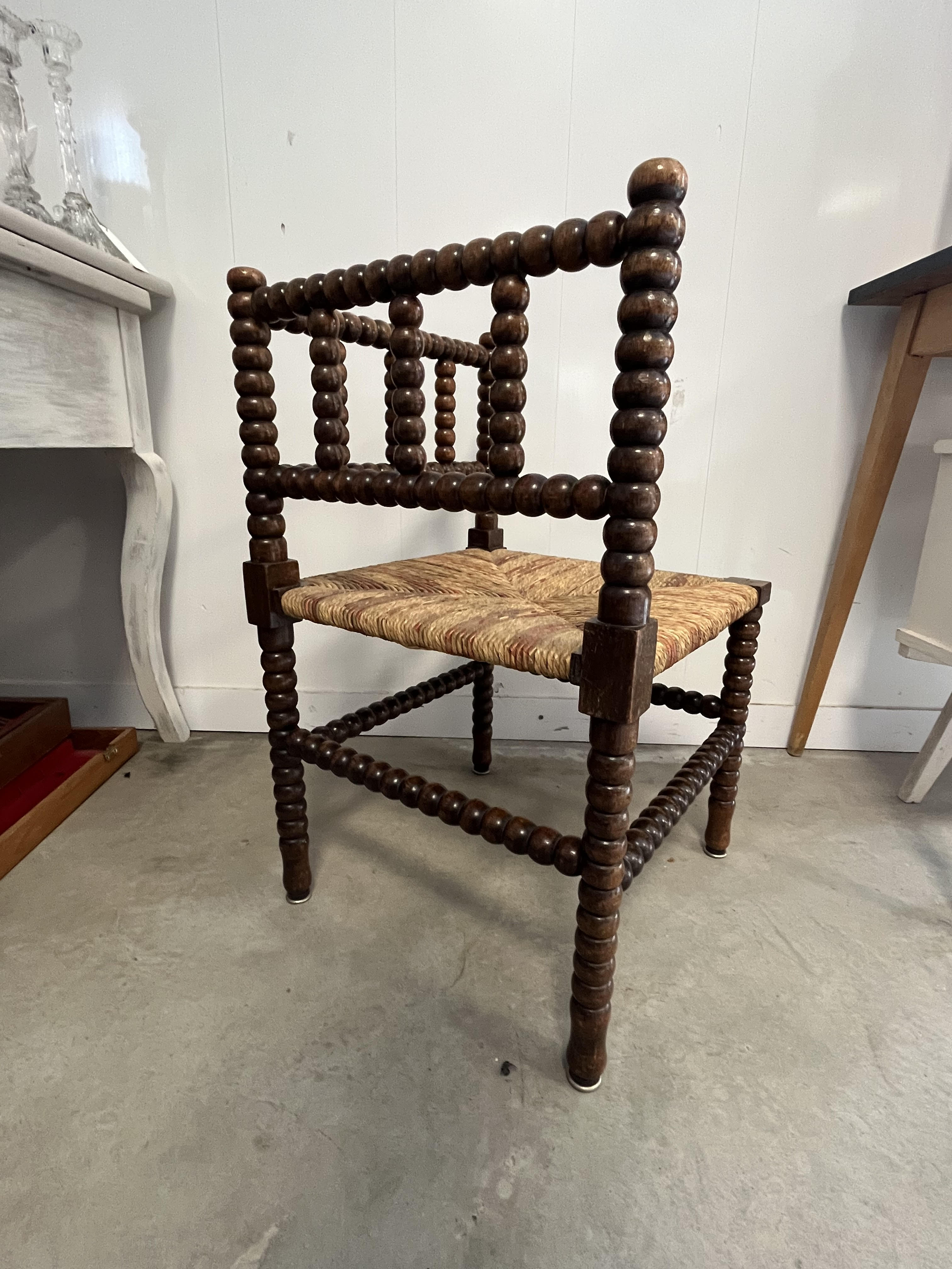 Armchair angle pearl wood rosary turned wood inspired by Louis XIII