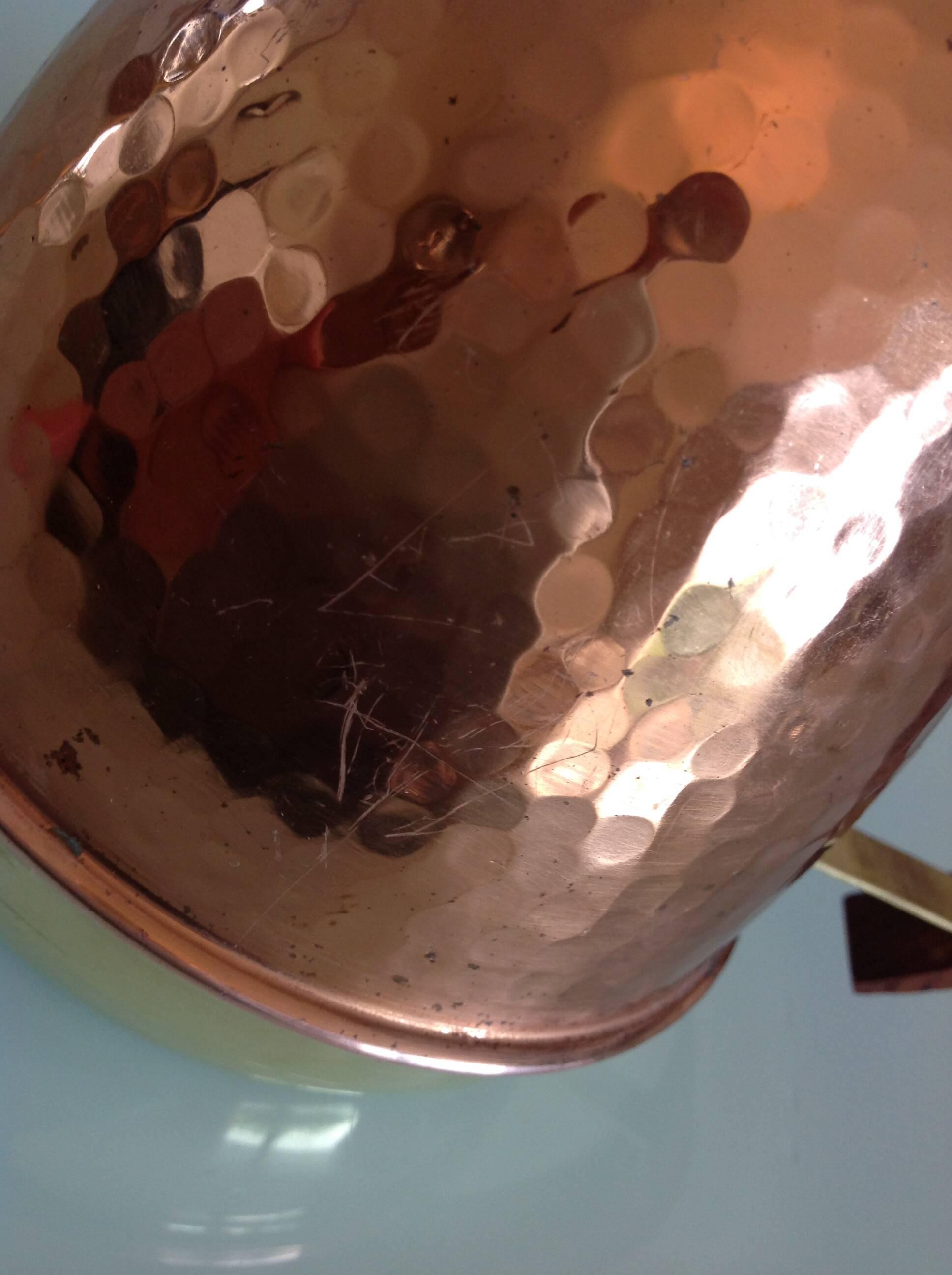 Watering can in hammered red copper and wooden handle/vintage 60s-70s