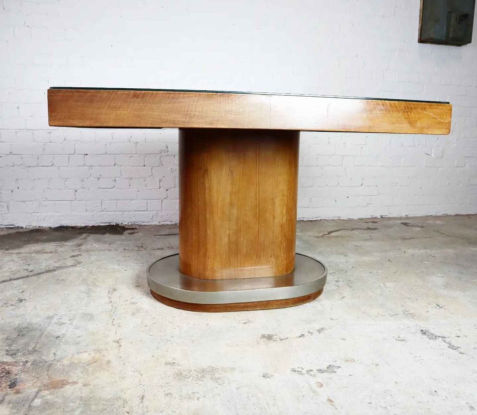 Art-deco table
