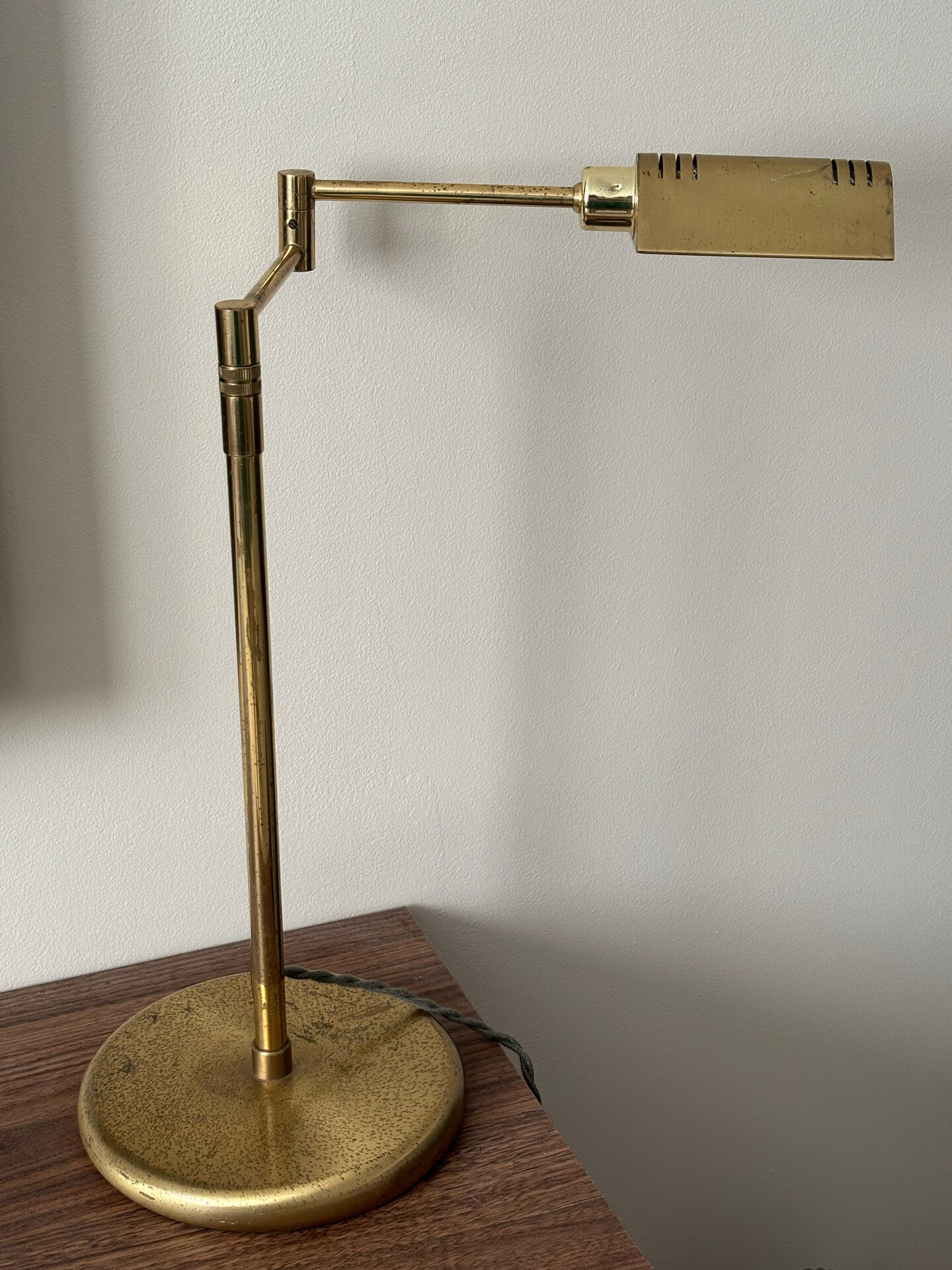 Holtkötter telescopic desk lamp in brass, Germany 1980