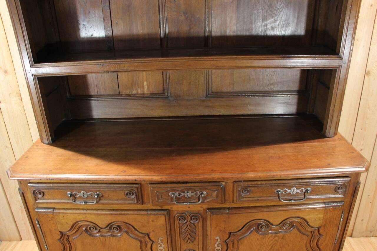 small 18th century Lorraine dresser