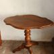 Table pedestal table violin in vintage walnut
