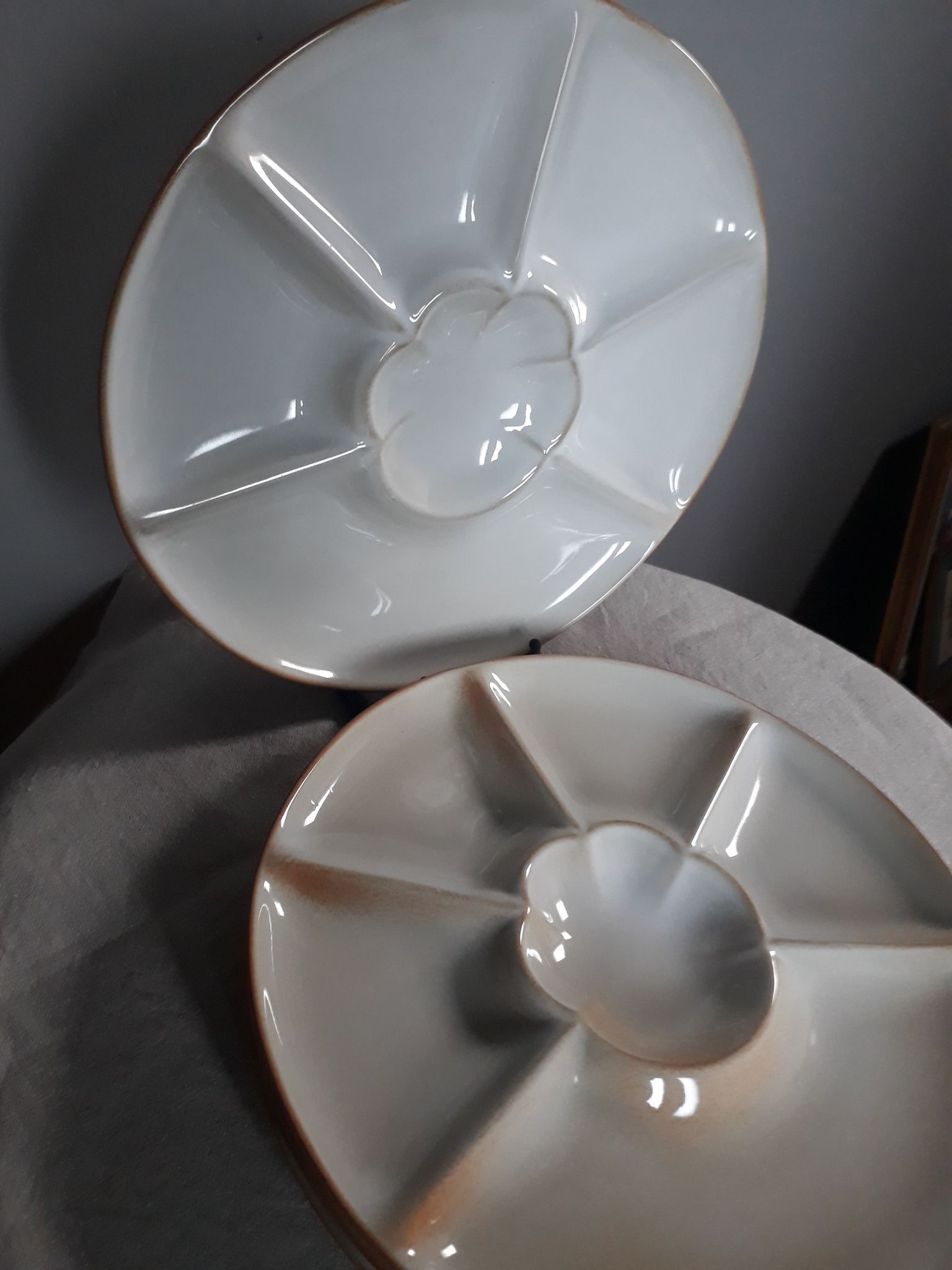 set of 4 compartmentalized fondue plates, white glazed stoneware - de Montgolfier / France
