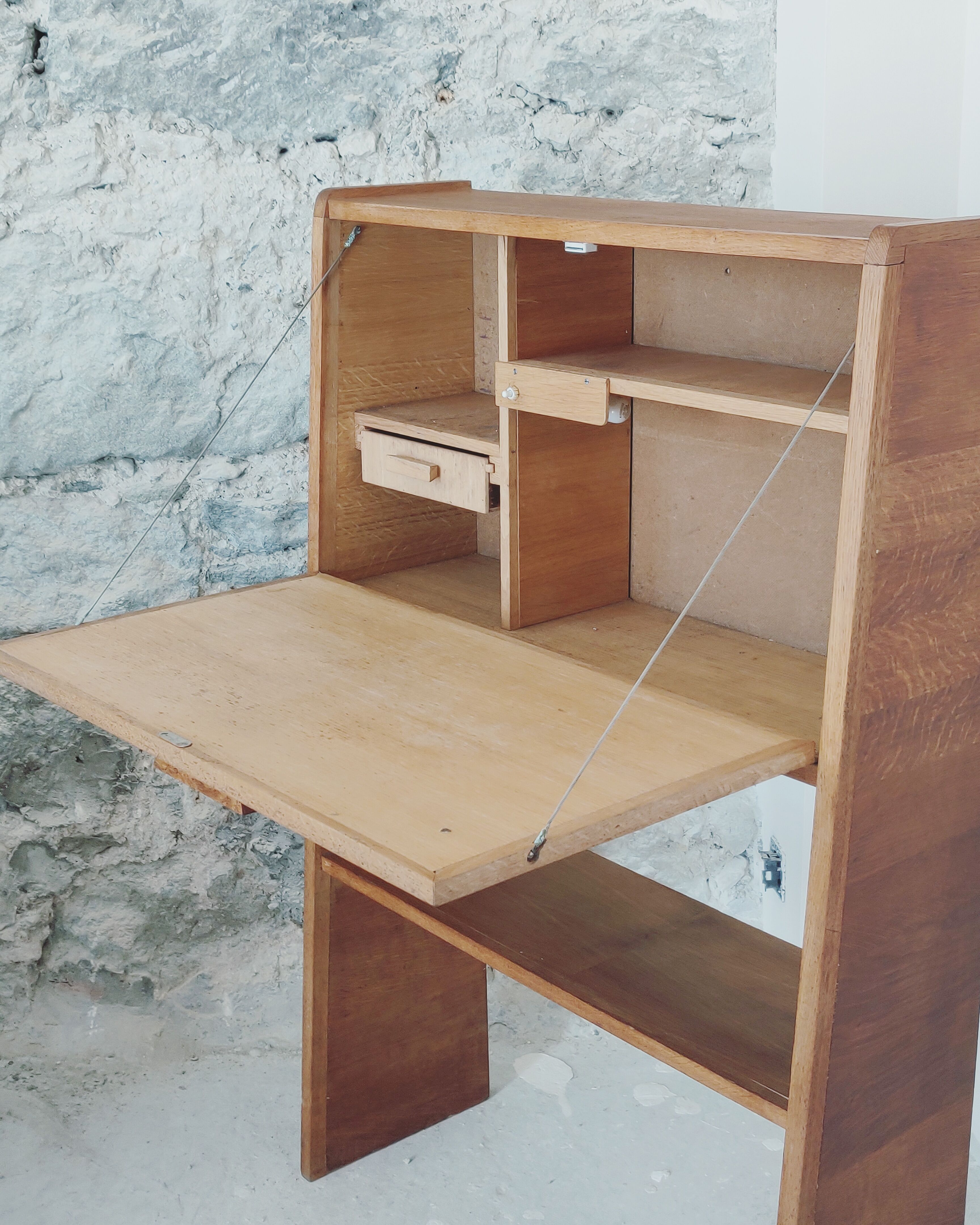 Secretary vintage 60s