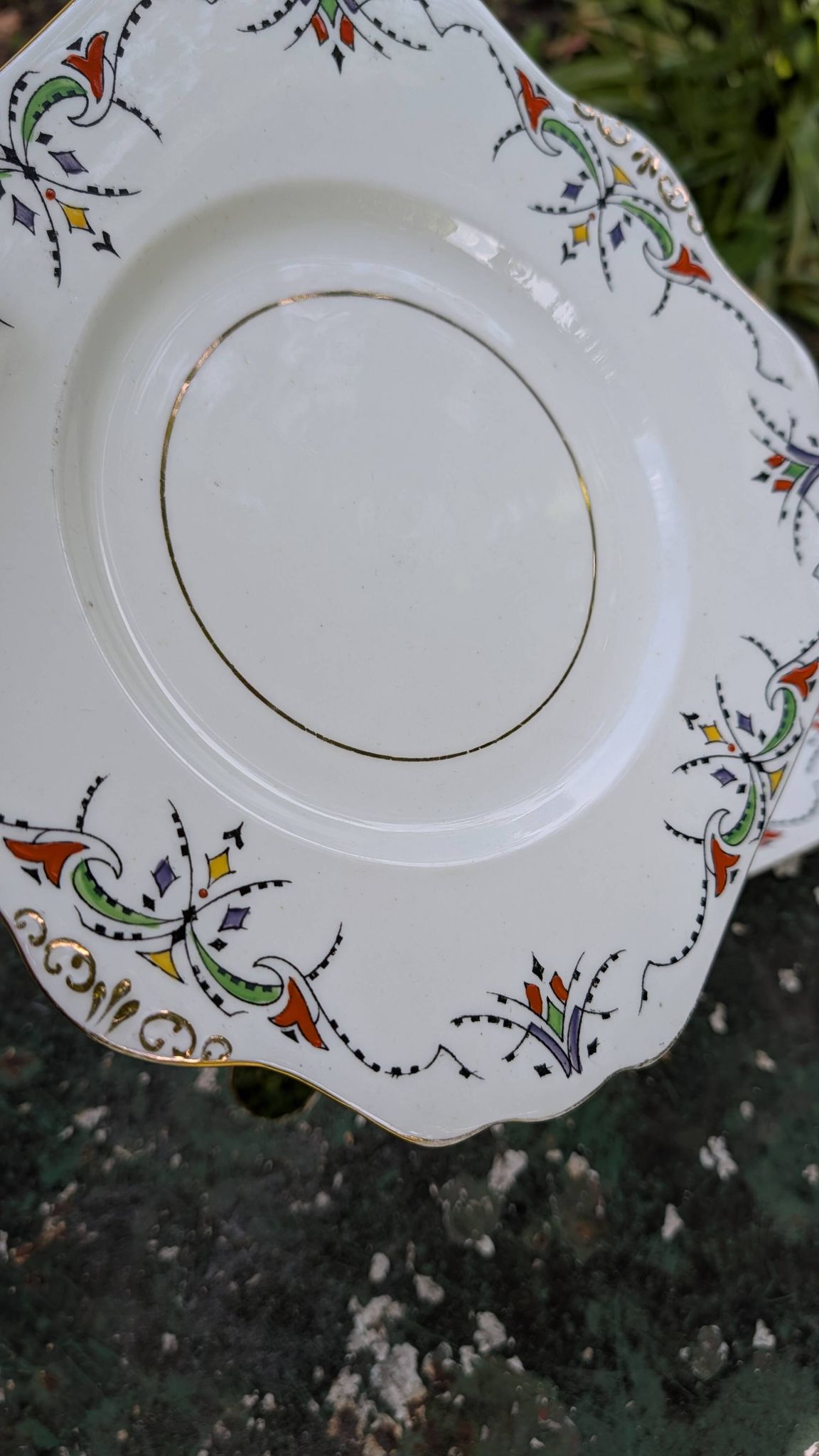 Pair of English Art Deco dishes Gladstone