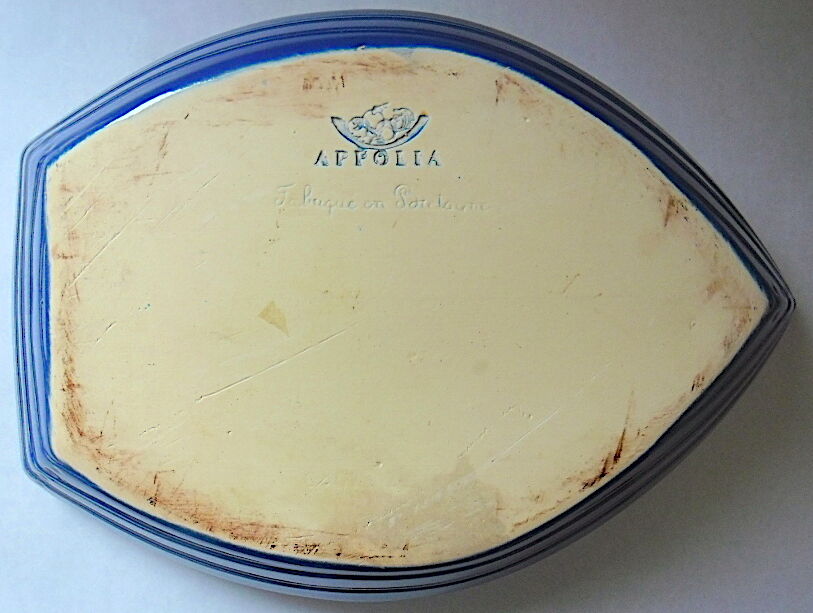 Breton earthenware dish, by the Appolia workshop in Languidic, forming the hull of a boat