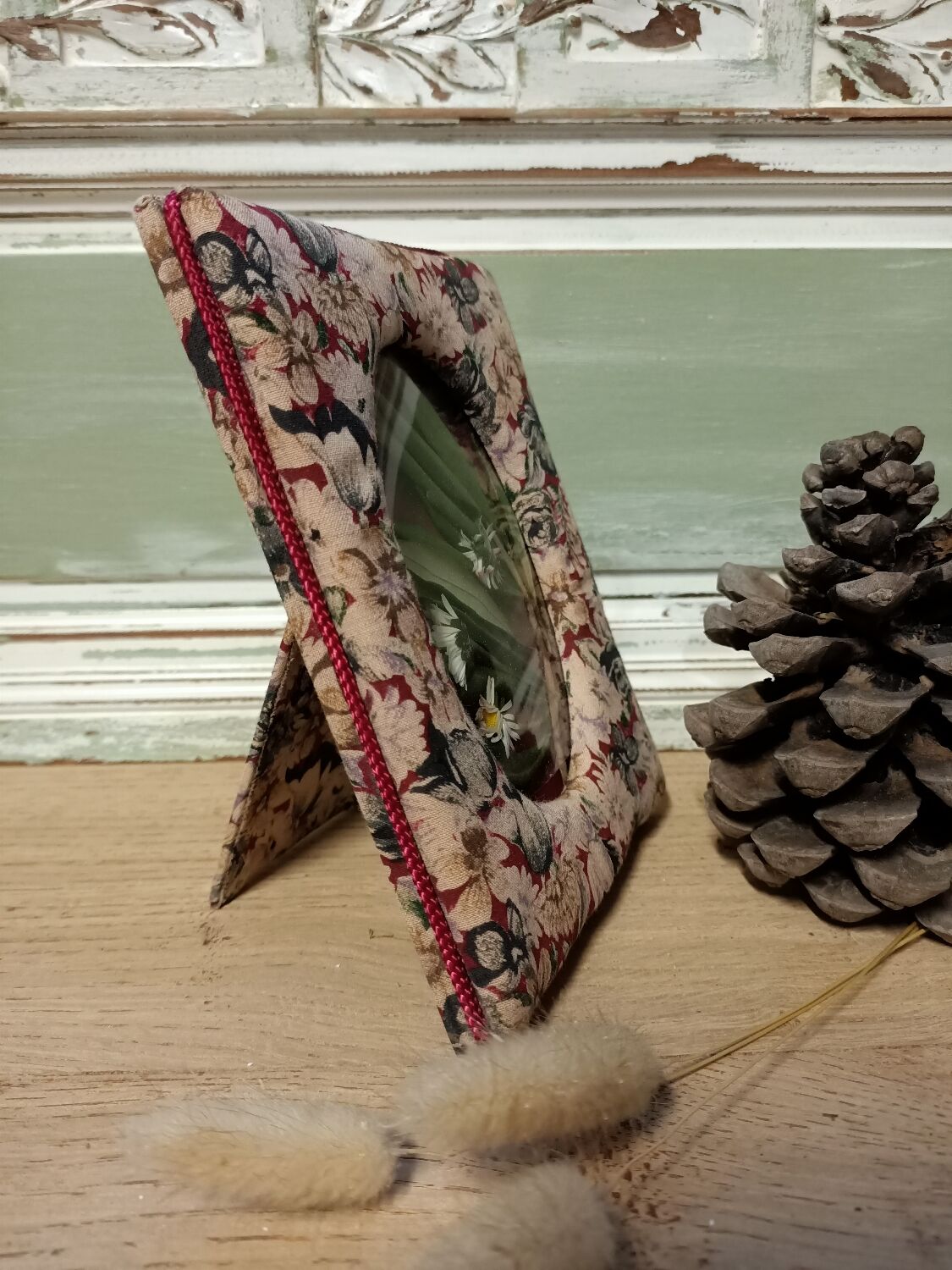 Porcelain bedside lamp