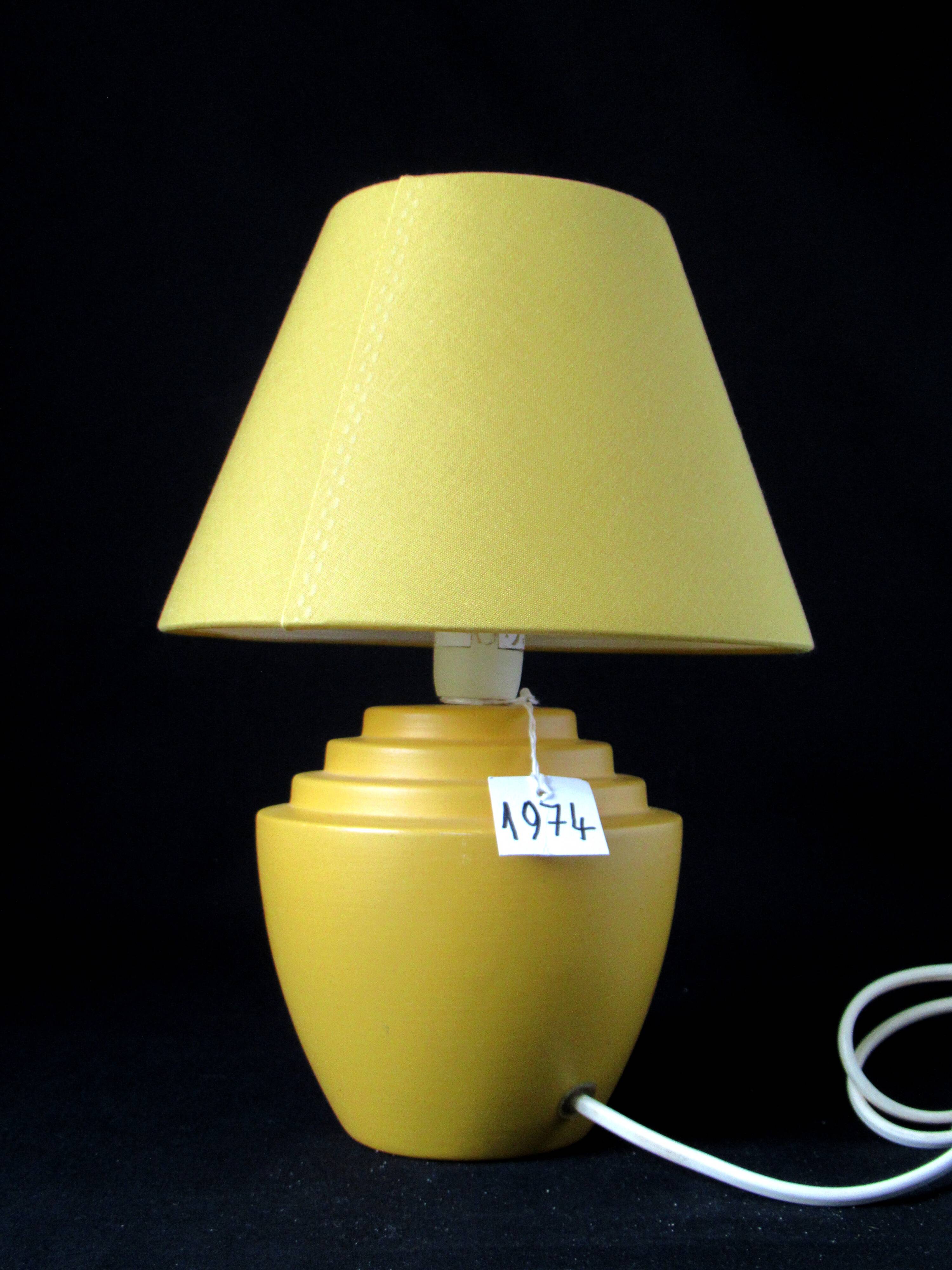BEDSIDE LAMP