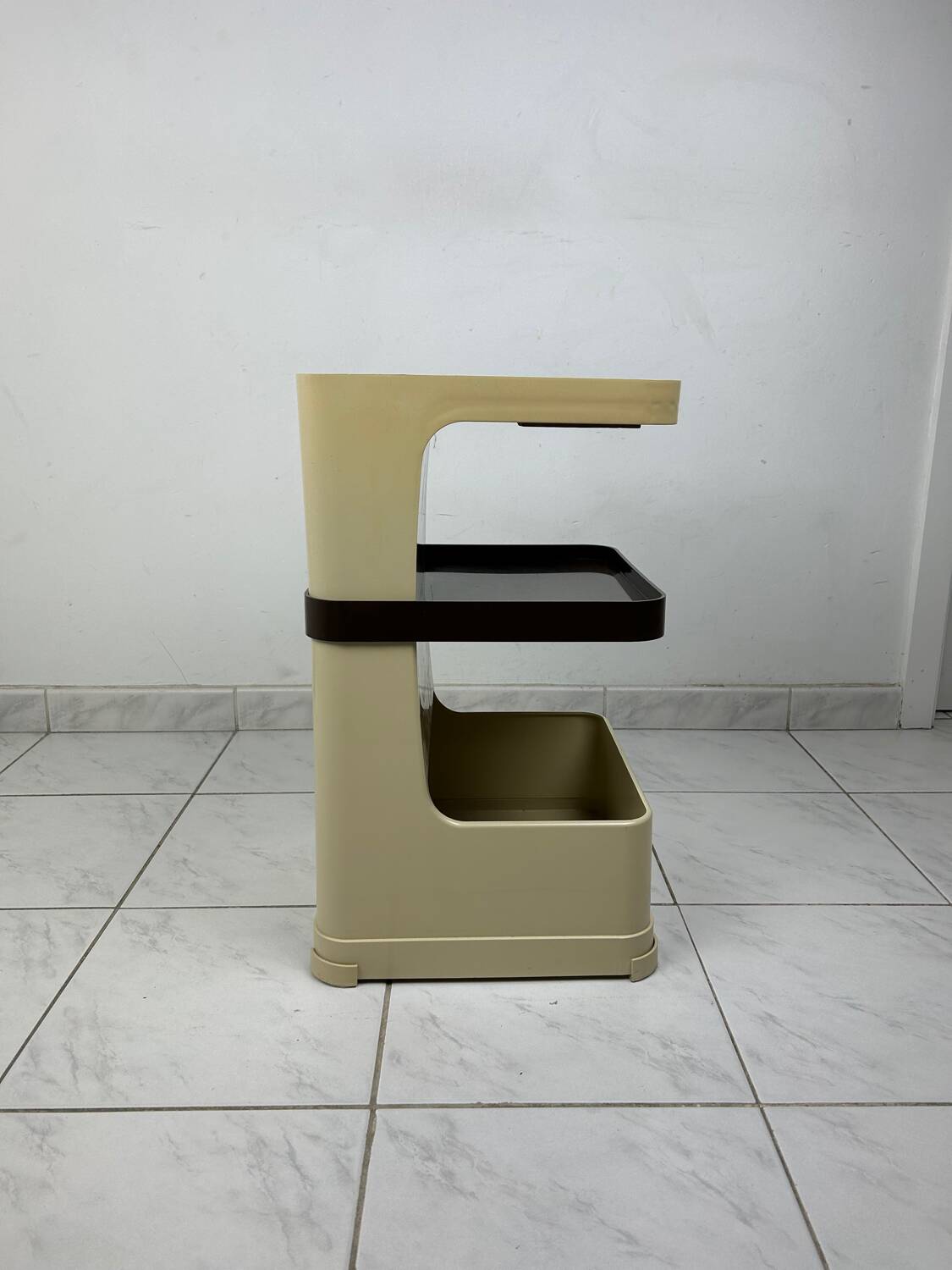 Vintage side table Flair Holland