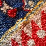 Vintage Sinkiang rug 224 cm x 136 cm