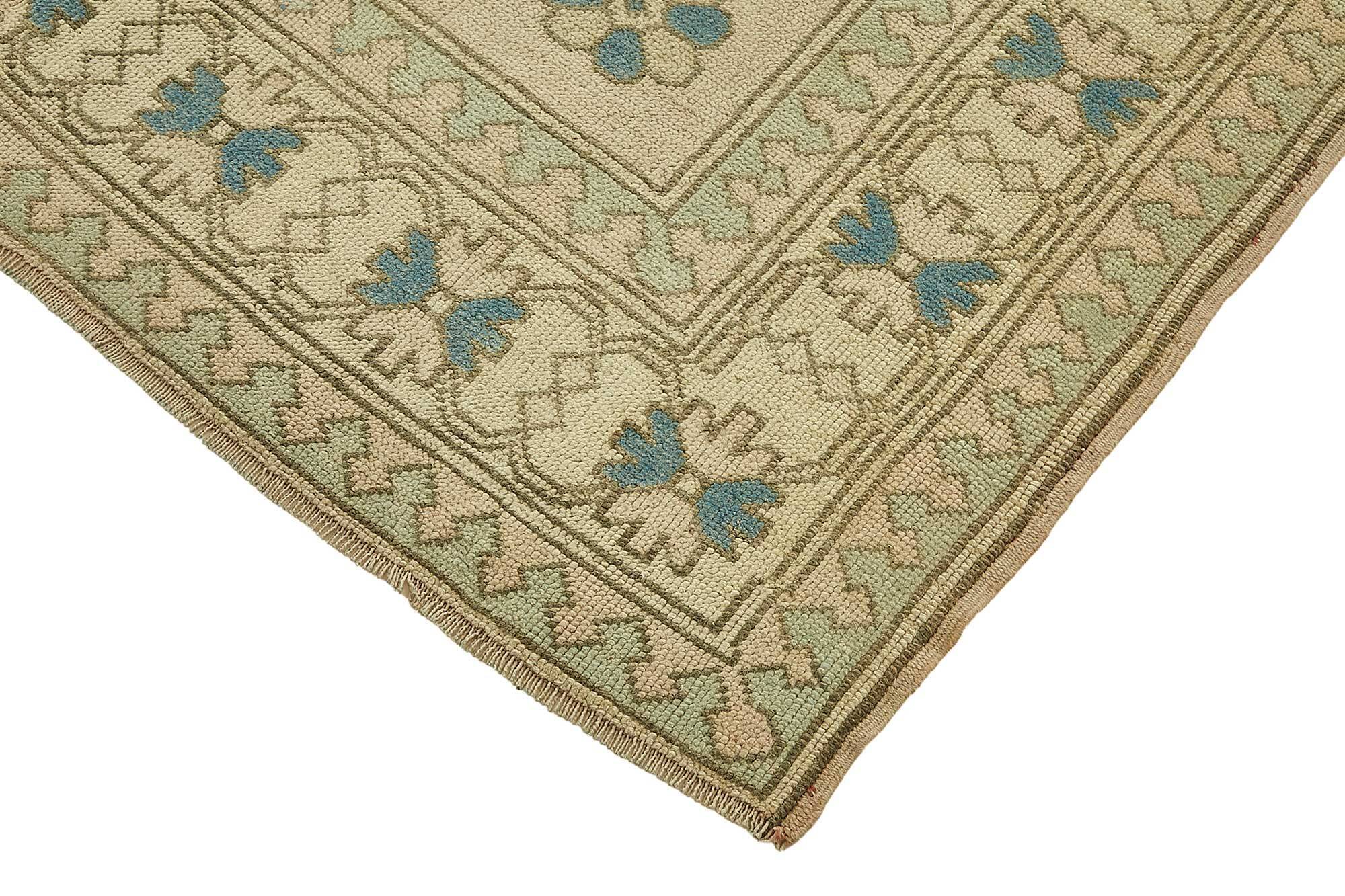 Turkish Vintage Anatolian Rug 176 cm x 266 cm