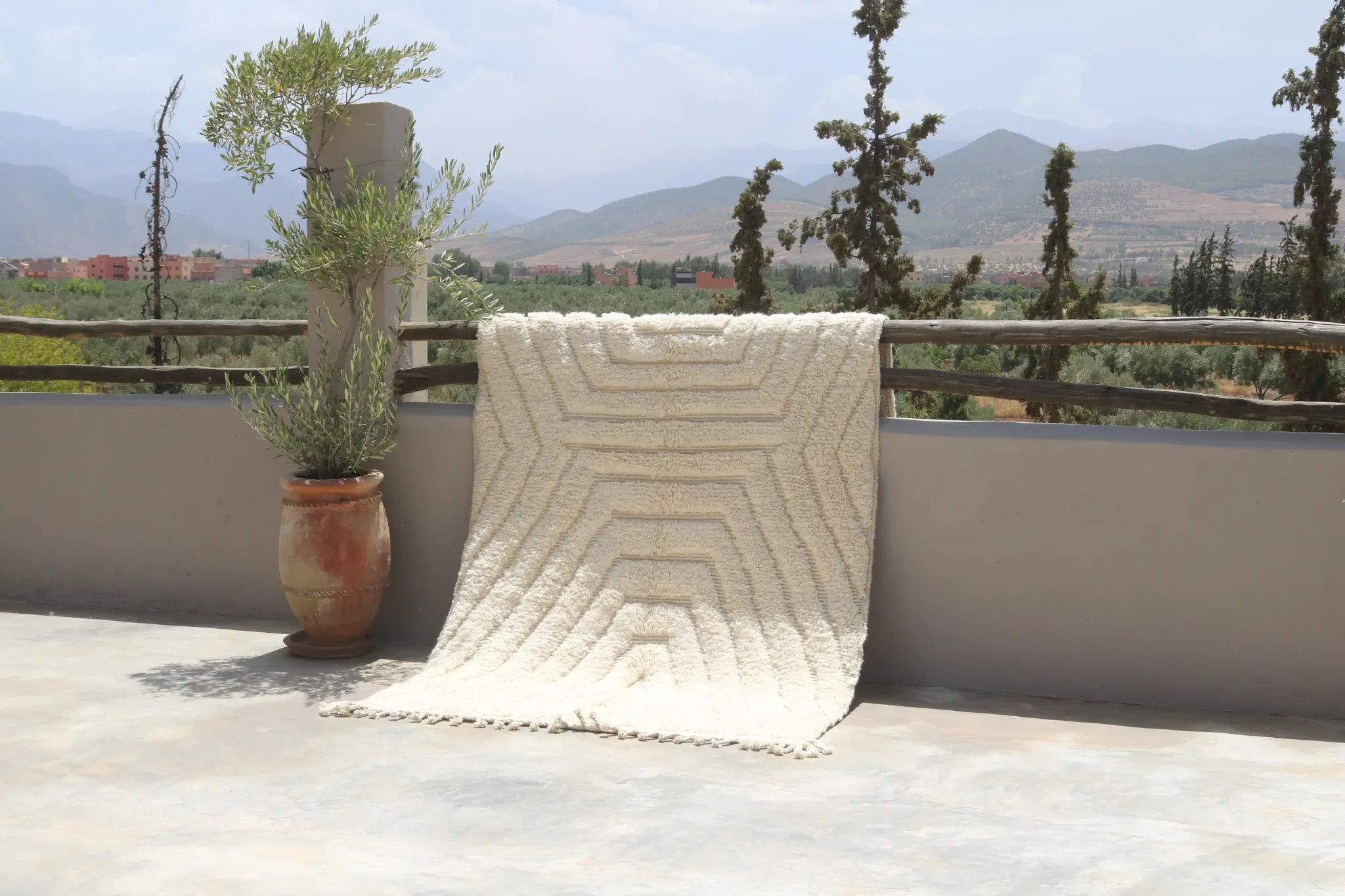 Beni Ouarain rug, 250 x 150 cm - AZ841