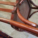 Paire de chaises bistrot estampillées