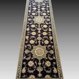 Tapis d'Orient Iran Naïn Laine Et Soie : 0.77 X 2.94 Mètres