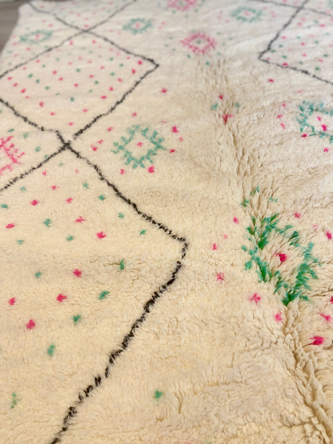 Berber carpet beni ouarain 250x170cm