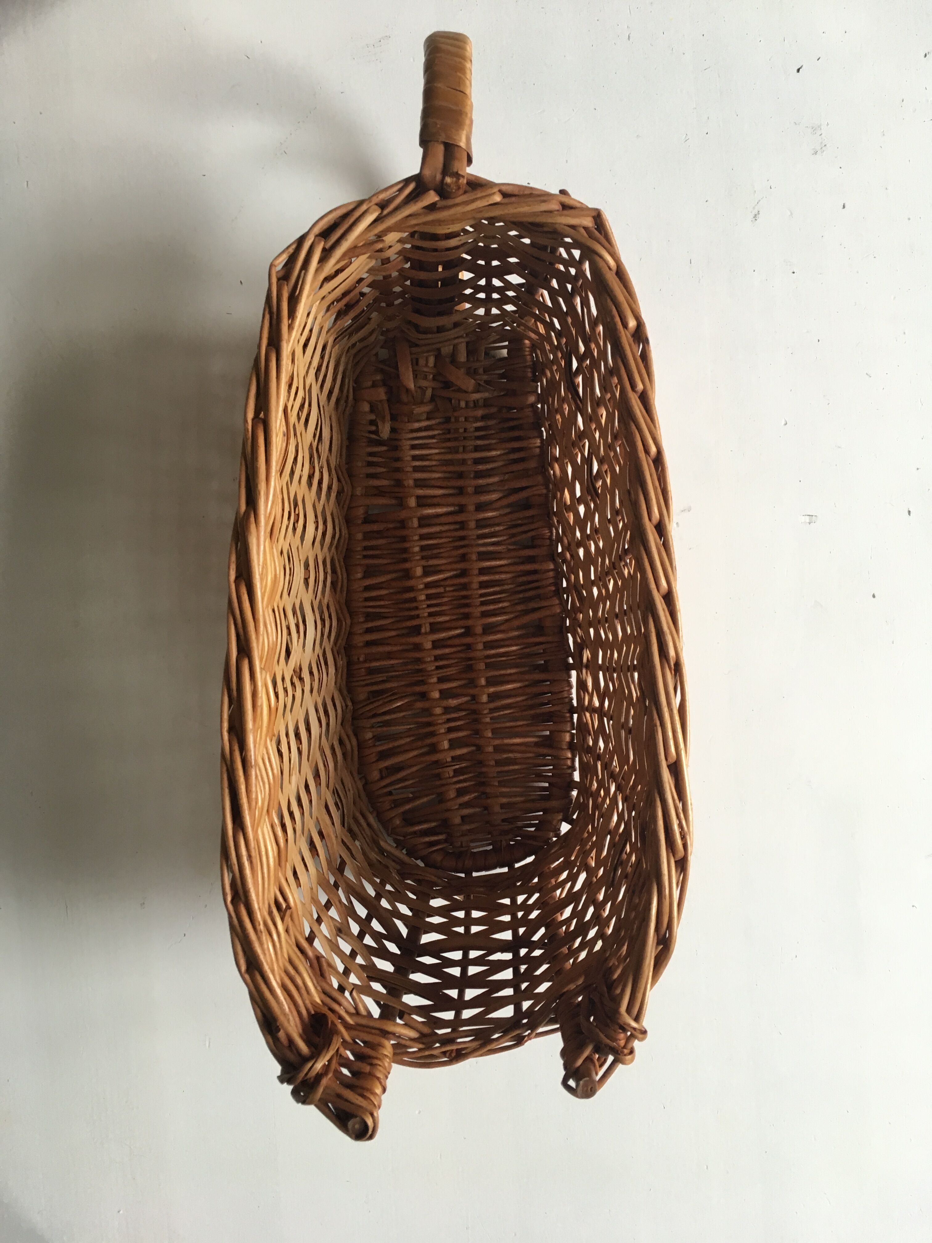 Rattan bottle basket