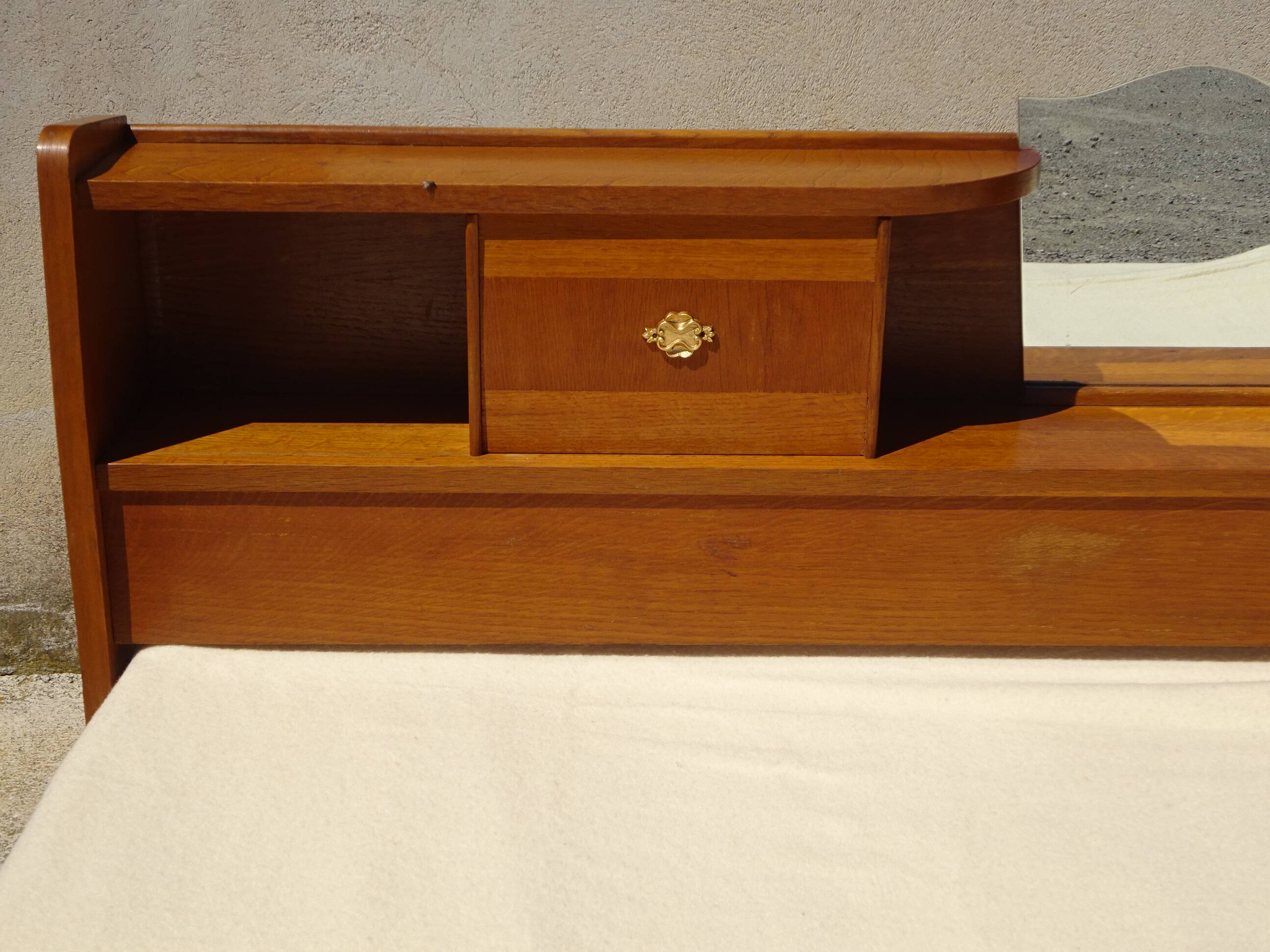 Old cosy and Art Deco headboard