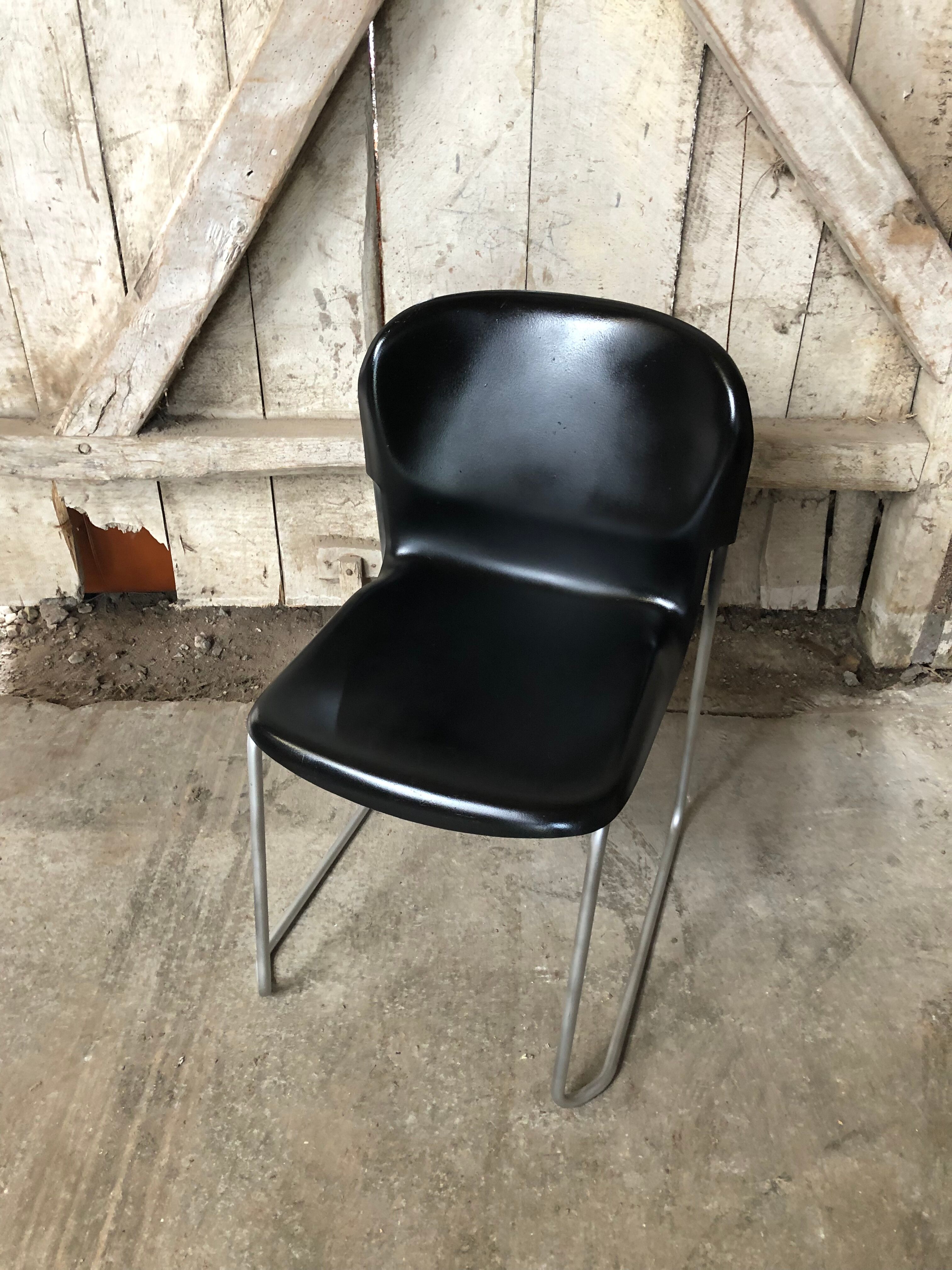 Old chair design drabert sm400k metal + plastic shell black vintage