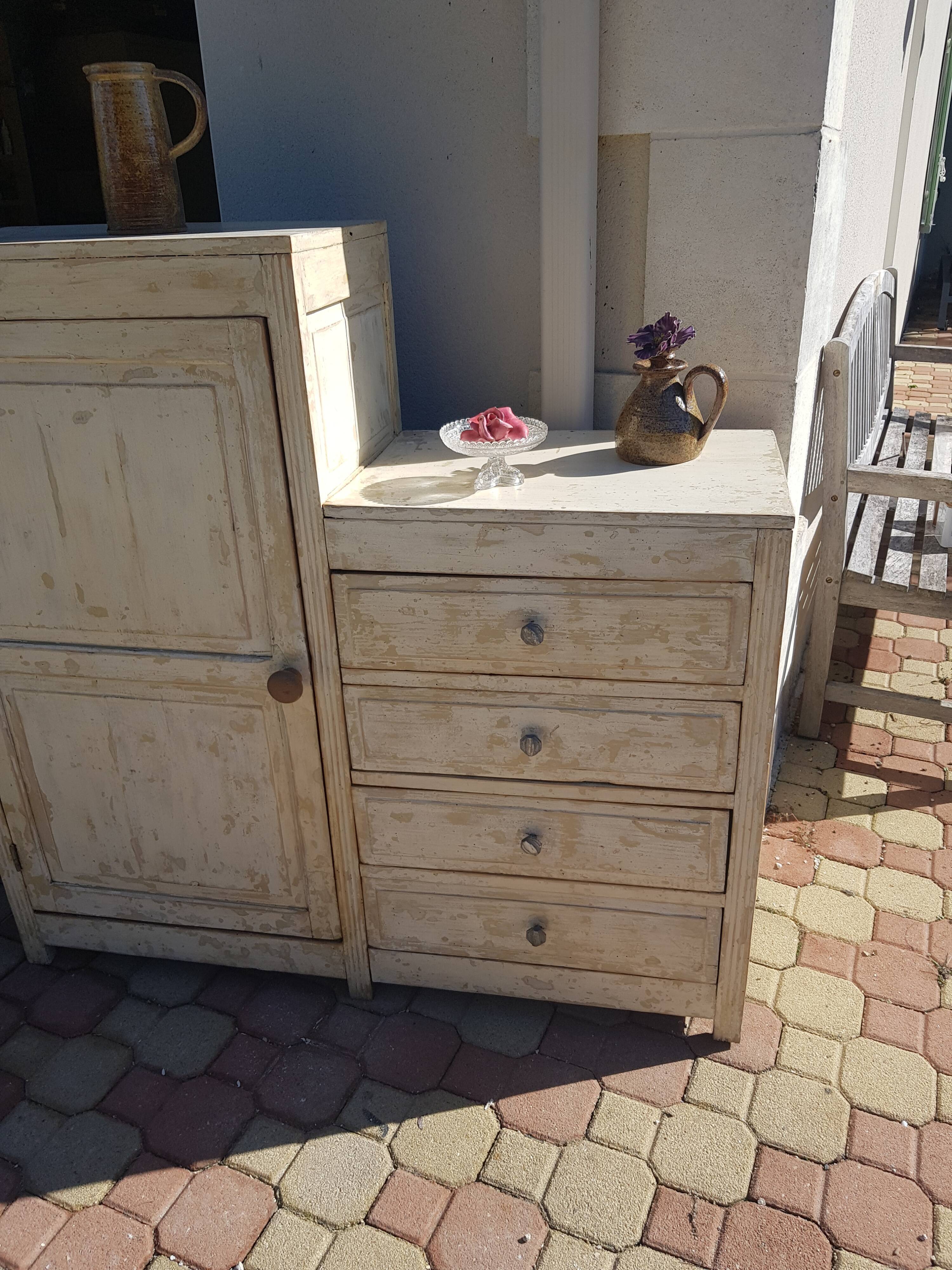 Asymmetrical vintage buffet