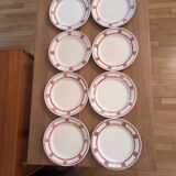 Huit assiettes plates Badonviller