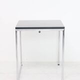 Bauhaus design table model Jean by Eileen Gray