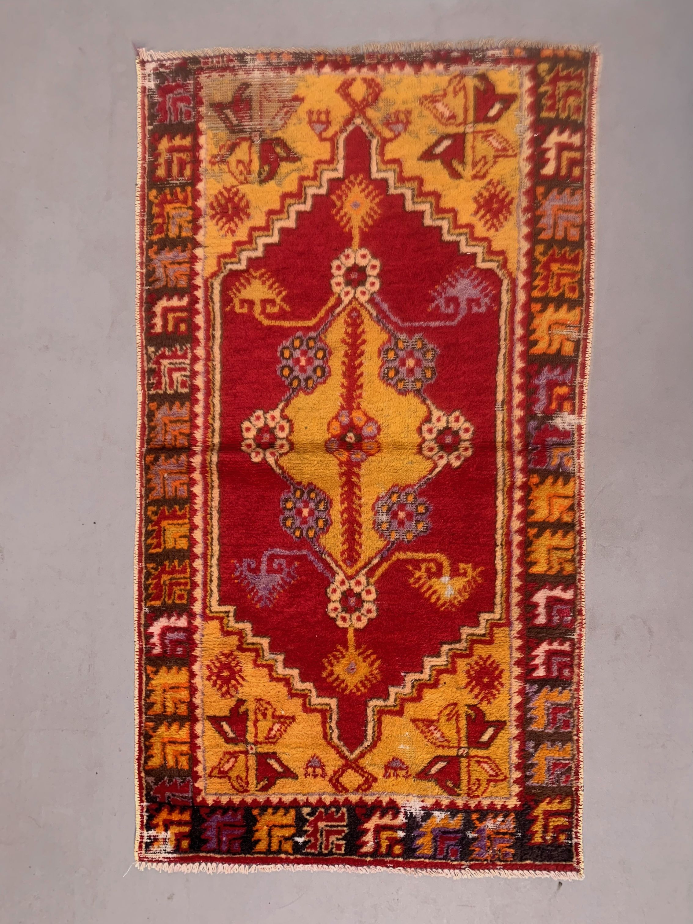 Turkish oushak rug 140x77 cm vintage carpet