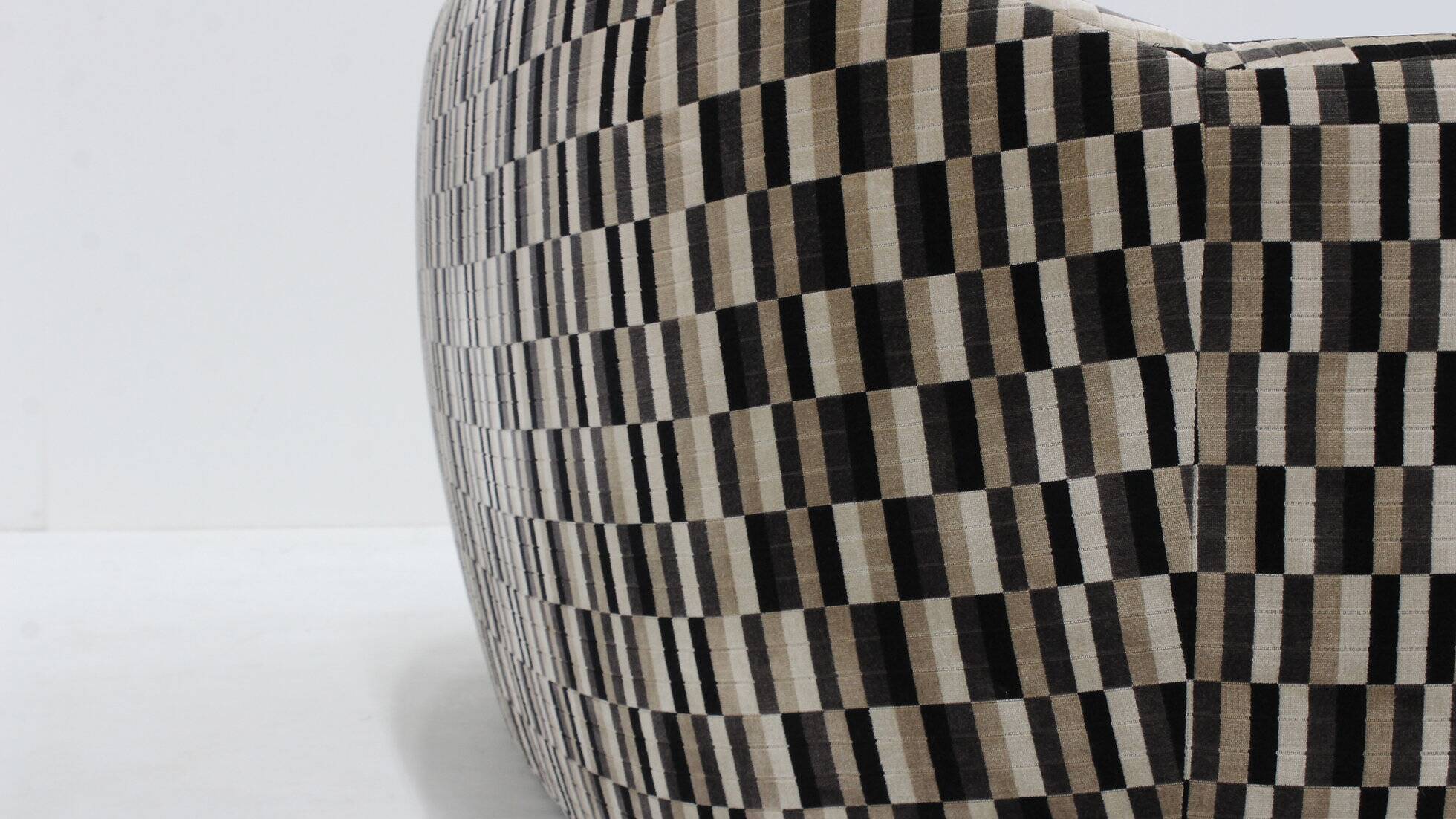 Canapé vintage à motif géométrique de Leolux