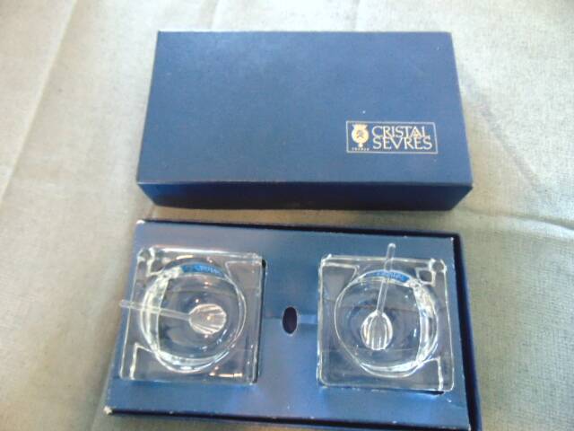 salt cellar box