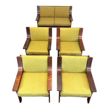 4 fauteuils et un canapé en bois et tissu vert, Italie des années 1960