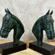 Serres livres chevaux en régule
