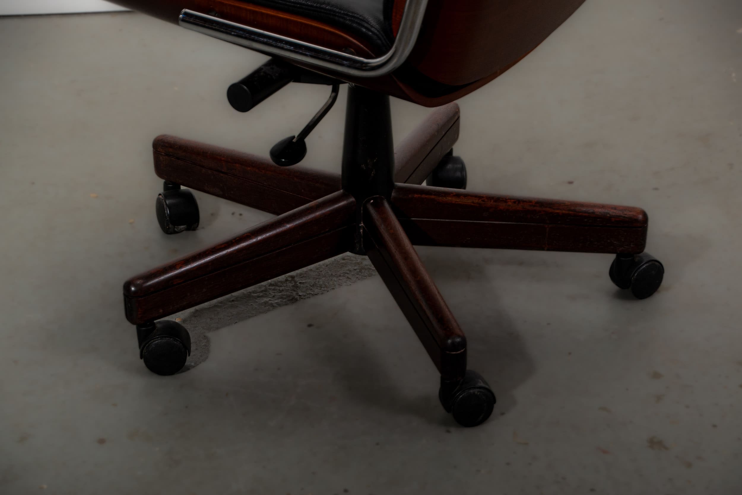 Office chair designed by Karl Dittert by Giroflex, circa 1980
