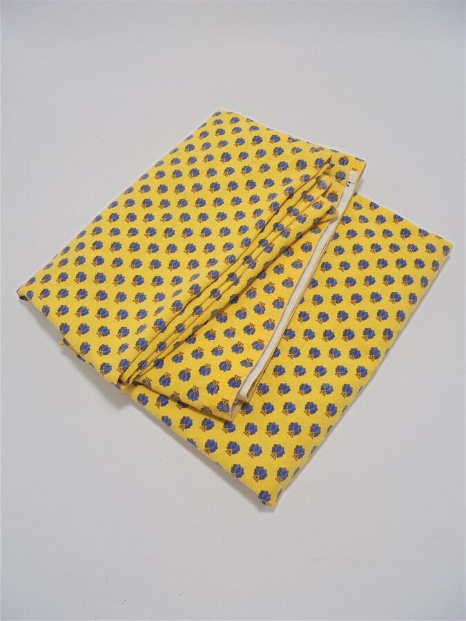 Rectangular tablecloth