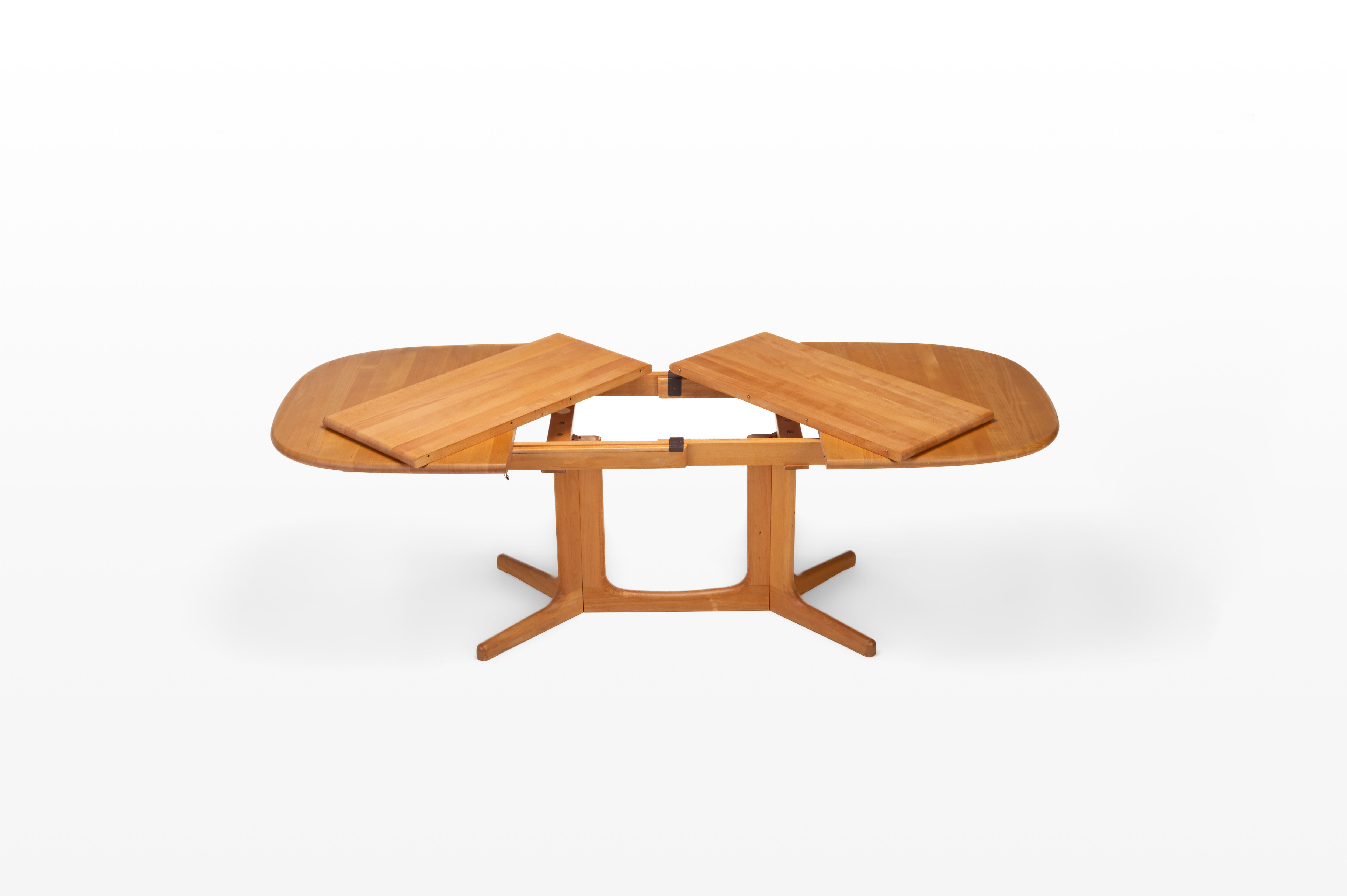 Vintage extendable dining table in beech wood