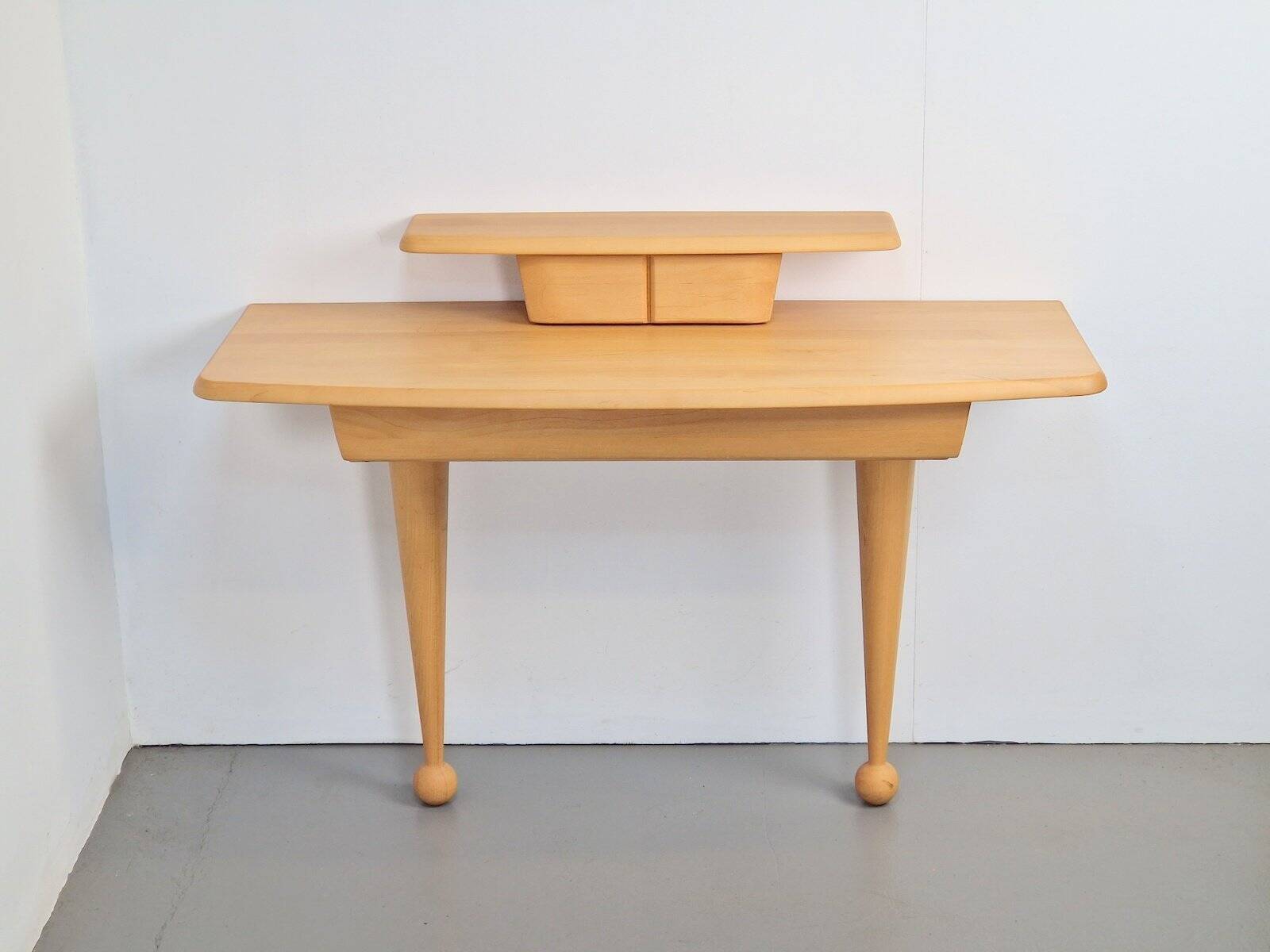 Italian Modern Hall Side Table by Oscar Tusquets Blanca, Italy, 1990s