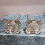 Paire de vases soliflores en verre ciselé vintage